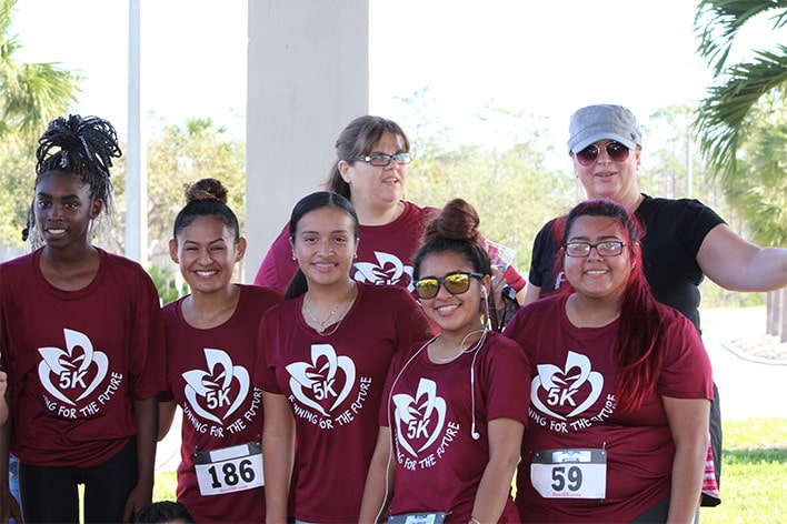 Se realizó con éxito la Carrera/Caminata 5K "Running for the Future"