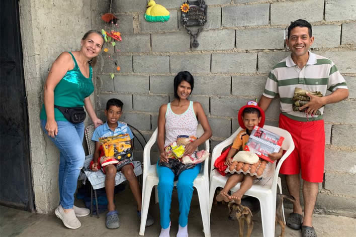 Este Diciembre Nuestro Programa "Muchas Manos, Muchos Logros" ayudó a varias familias en Venezuela